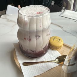Hibiscus Matcha Latte