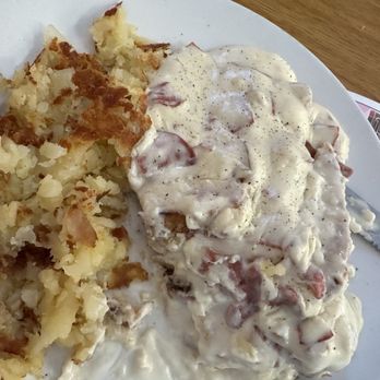 Bethany Diner - Creamed Chipped Beef on toast with home fries. - Diners Near Me - Bethany Beach, Delaware Bethany Diner - Creamed Chipped Beef on toast with home fries. - Diners Near Me - Bethany Beach, Delaware