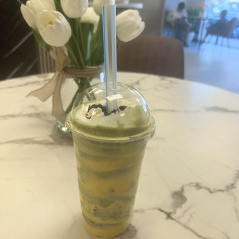 Happy Tea - Inside, Oreo Brûlée Matcha - Bubble Tea Near Me - Bakersfield, California