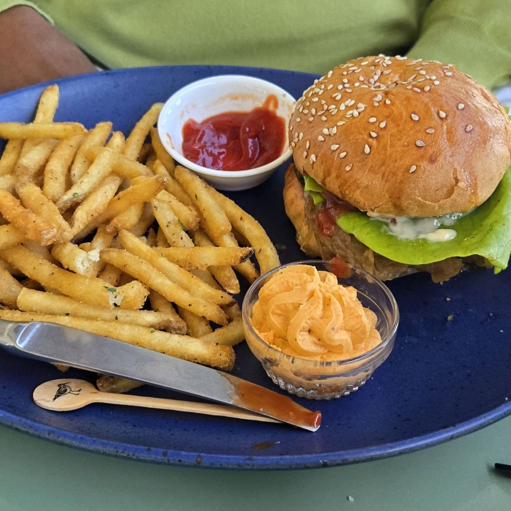 Husband's fav a juicy burger! Husband's fav a juicy burger!