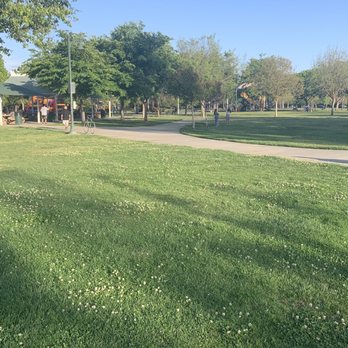 Railroad Park - Parks Near Me - Clovis, California