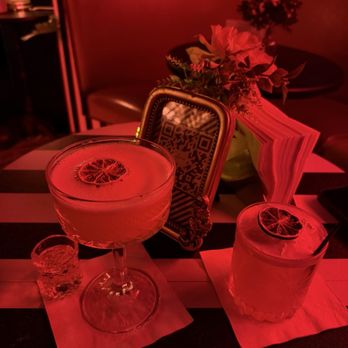 Anansi Cocktail Lounge - Cocktail Bars Near Me - Decatur, Georgia
