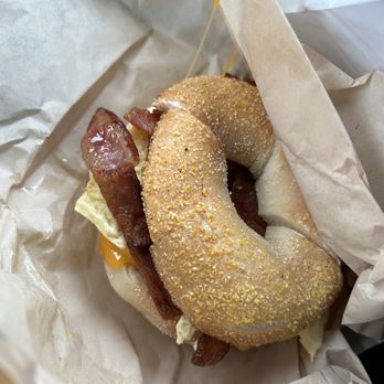 Lefty's Bagels - Bacon, Egg & Cheese 8/4/23 - Bagels Near Me - Chesterfield, Missouri