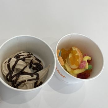 Orange Leaf Frozen Yogurt - two bowls of ice cream and fruit - Ice Cream & Frozen Yogurt Near Me - Spring, Texas