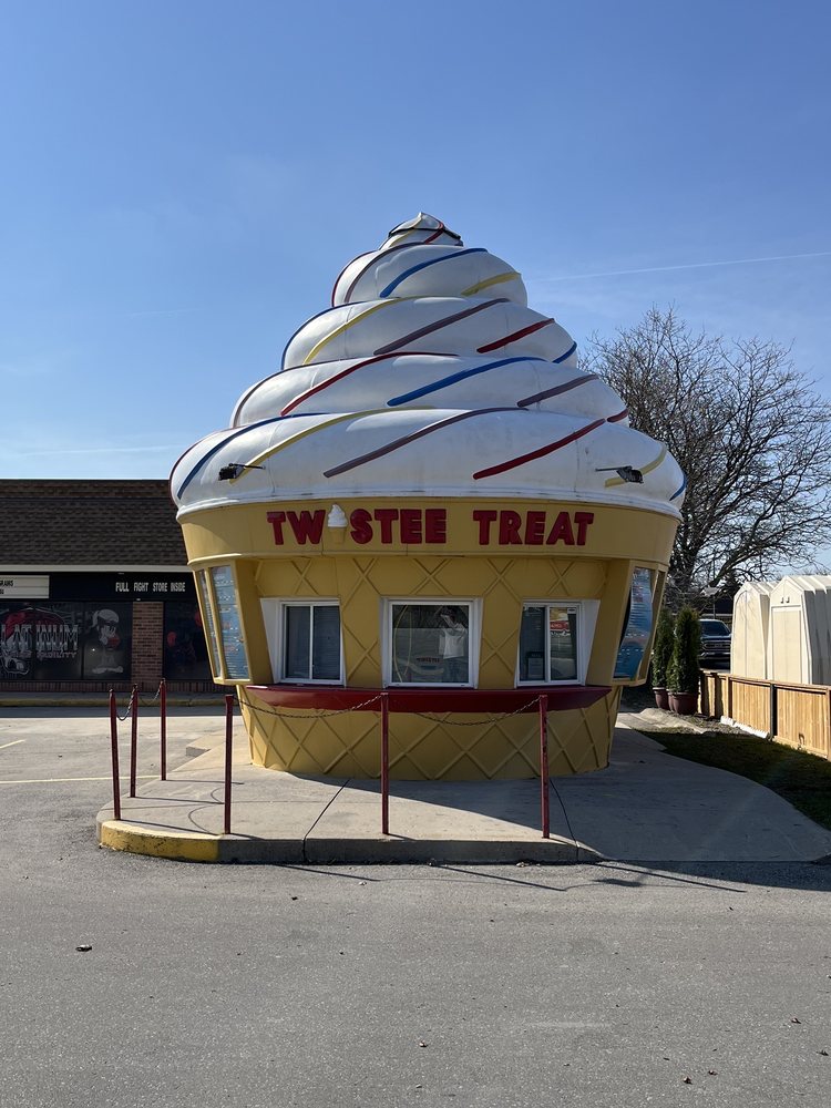 TWISTEE TREAT Updated September 2024 560 Southdale Road E, London