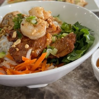 Pho 102 - Special Vermicelli  (grilled Pork, egg rolls, shrimp) - Vietnamese Near Me - Tumwater, Washington