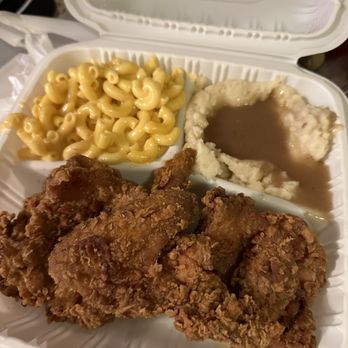 Hard Knox Cafe - Spicy Fried Chicken Macaroni and Cheese Mashed Potatoes and Gravy - Soul Food Near Me - San Francisco, California Hard Knox Cafe - Spicy Fried Chicken Macaroni and Cheese Mashed Potatoes and Gravy - Soul Food Near Me - San Francisco, California
