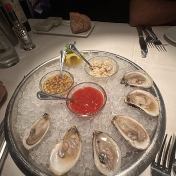 Eddie V's Prime Seafood - PEI oysters - Seafood Near Me - Scottsdale, Arizona