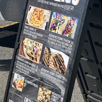 SALMON HOOK UP TRUCK - Updated November 2025 - 14 Photos - Anchorage