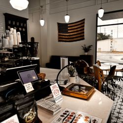 Parlor Doughnuts - Interior