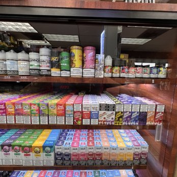 BONO GAS AND VAPE STATION - Updated May 2026 - 23 Photos & 11 Reviews -  1401 75th St, Kenosha, Wisconsin - Vape Shops - Phone Number - Offerings -  Yelp