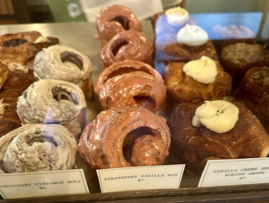 Perenn Bakery by null