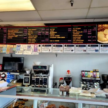US Donuts & Yogurt - Interior - Price Menu (08/31/21). #USDonutsYogurt #Whittier #Donuts #FoodPorn - Donuts Near Me - Whittier, California US Donuts & Yogurt - Interior - Price Menu (08/31/21). #USDonutsYogurt #Whittier #Donuts #FoodPorn - Donuts Near Me - Whittier, California