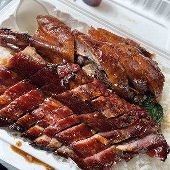 Hong Kong Eatery - Roast duck and roast pork - Seafood Near Me - Boston, Massachusetts
