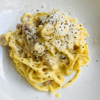 UOVO | Pasadena - Carbonara - Italian Near Me - Pasadena, California