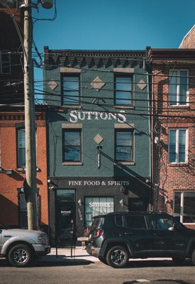 Sutton's by null