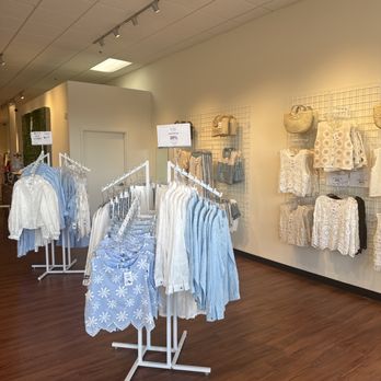 VAV - Women's Clothing Near Me - San Marcos, Texas VAV - Women's Clothing Near Me - San Marcos, Texas
