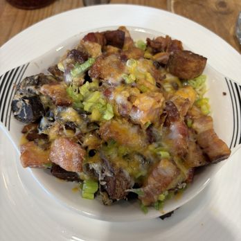 Pink Duck Kitchen - Lechon Kawali & Bacon Loaded Ube Potatoes - Breakfast & Brunch Near Me - Henderson, Nevada Pink Duck Kitchen - Lechon Kawali & Bacon Loaded Ube Potatoes - Breakfast & Brunch Near Me - Henderson, Nevada