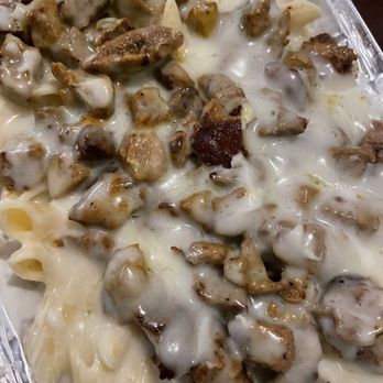 Tacopasta - Steak Alfredo pasta - Food Trucks Near Me - Miami, Florida