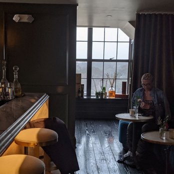 12 Cocktail Bar - Bars Near Me 12 Cocktail Bar - Bars Near Me
