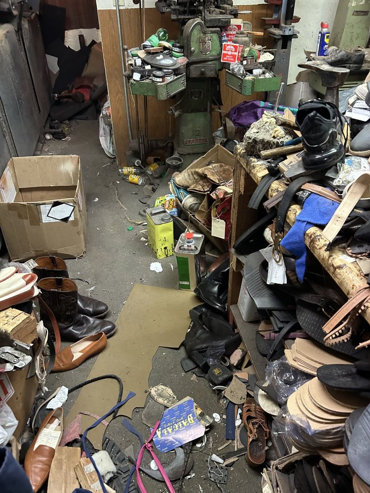 JOHN’S BOOT & SHOE REPAIR 17 Photos & 23 Reviews 35 Navajo Dr