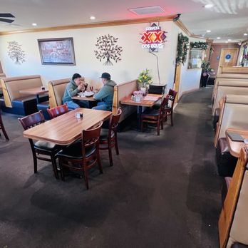 Laguna Grill - Interior seating area - Mexican Near Me - Big Bear Lake, California Laguna Grill - Interior seating area - Mexican Near Me - Big Bear Lake, California