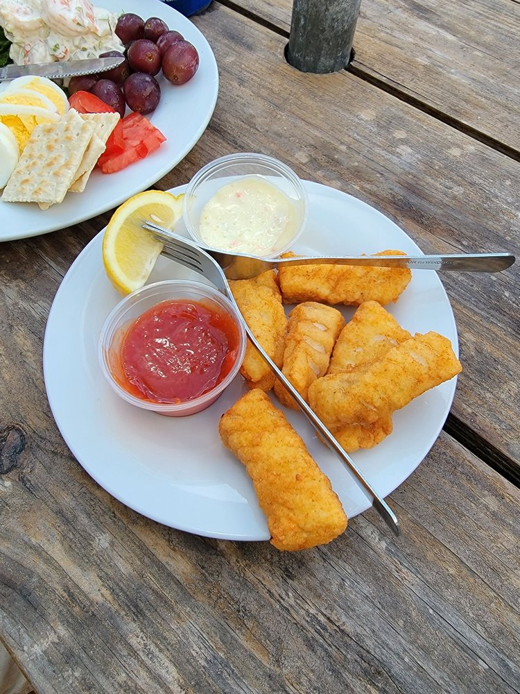 BIG TUNA RAW BAR Updated September 2024 173 Photos & 181 Reviews