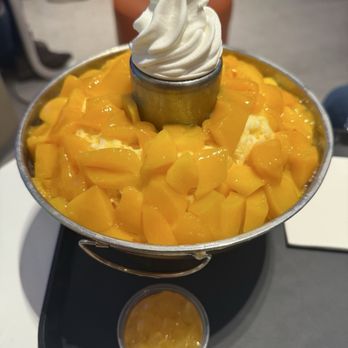 Heuk Hwa Dang - Mango - Desserts Near Me - New York, New York Heuk Hwa Dang - Mango - Desserts Near Me - New York, New York