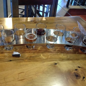 10 Barrel Brewing - Beer flight at ten barrel - Breweries Near Me - Boise, Idaho 10 Barrel Brewing - Beer flight at ten barrel - Breweries Near Me - Boise, Idaho