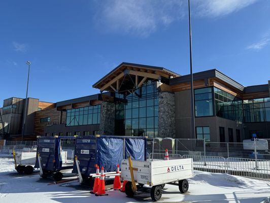 Glacier Park International Airport by null