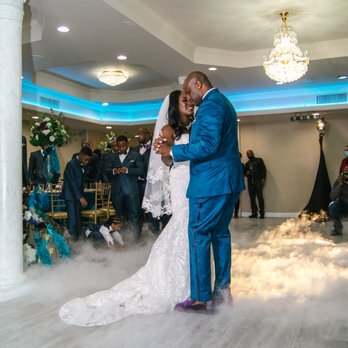 Venus Banquet Hall - 10/10/20 Reception Venus Banquet Hall - Venues & Event Spaces Near Me - Winnetka, California Venus Banquet Hall - 10/10/20 Reception Venus Banquet Hall - Venues & Event Spaces Near Me - Winnetka, California