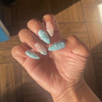 QQ Nails And Spa - Nail Salons Near Me - Los Angeles, California
