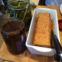Les Domaines Qui Montent - Terrine canard et piment d'espelette