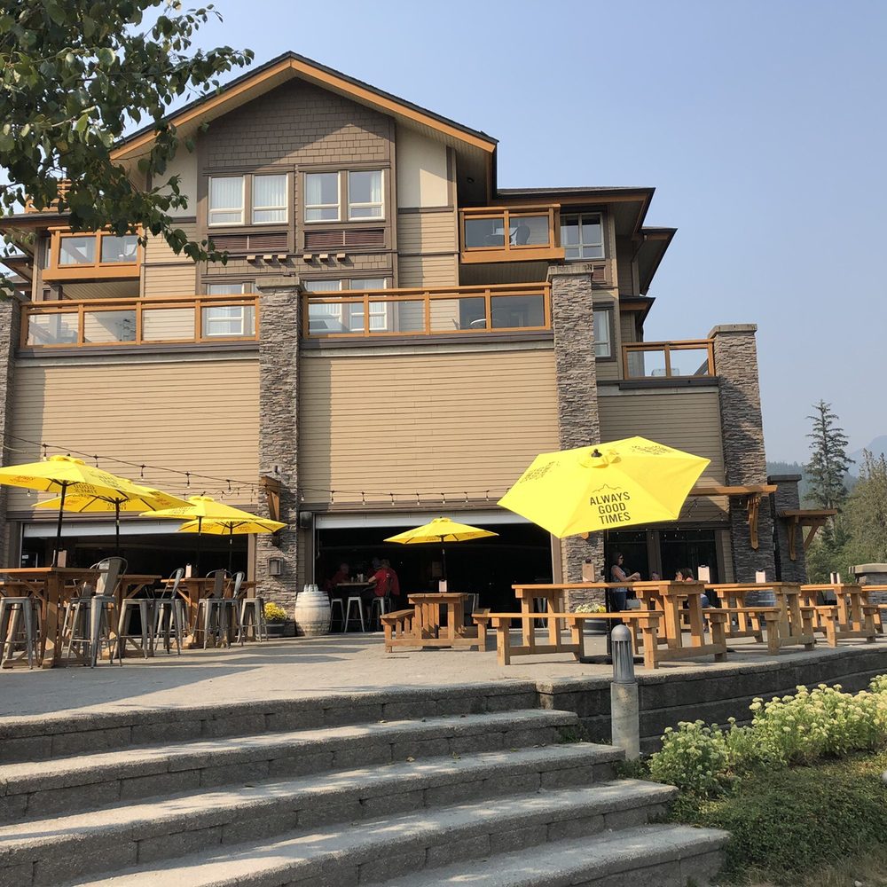 Executive Suites Hotel & Resort Squamish - Hotels Near Me - Squamish, British Columbia Executive Suites Hotel & Resort Squamish - Hotels Near Me - Squamish, British Columbia