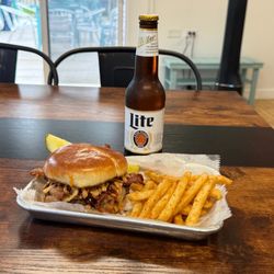 Barron Lakeside Bar & Grill - Cowboy Burger