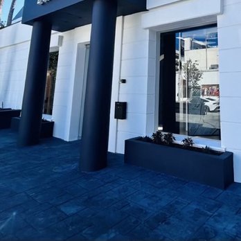 SoCal Cleaning - Showroom Cleaning - Home Cleaning Near Me - Long Beach, California