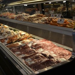 Balkani - Saucisses & Mici (spécialité roumaine incontournable) frais du mercredi au dimanche!