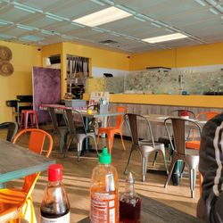 Viet Fusion - Interior.