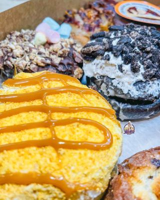 Moe's Doughs by null