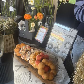 FLEUR Studio - Florists Near Me - Kirkland, Washington FLEUR Studio - Florists Near Me - Kirkland, Washington