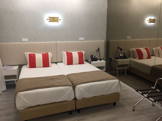 Hotel Magic by null