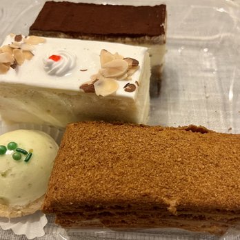 TeaPot Bakery & Cafe - Honey Cake Slice Tiramisu Slice Pistachio Bonbon Pastry  Bavarian Slice - Bakeries Near Me - Glendale, California