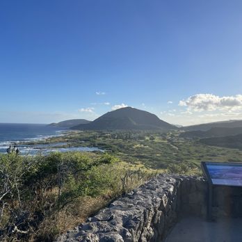 Makapu'u Point Lighthouse Trail - Hiking Near Me - Honolulu, Hawaii Makapu'u Point Lighthouse Trail - Hiking Near Me - Honolulu, Hawaii