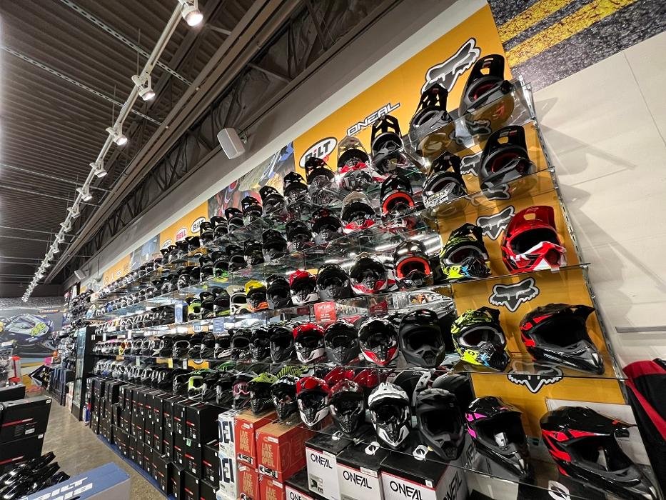 CYCLE GEAR Updated September 2024 19035 W Bluemound Rd, Brookfield