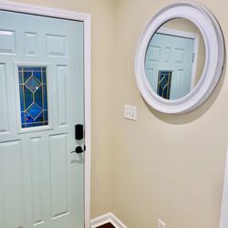 Custom Colors Paint & Flooring Center