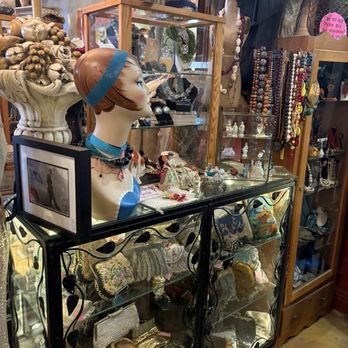 Playclothes - Used, Vintage & Consignment Near Me - Burbank, California