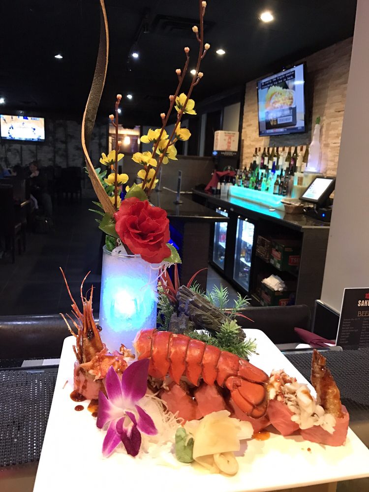 Angry lobster roll! U won't regret it! Yelp