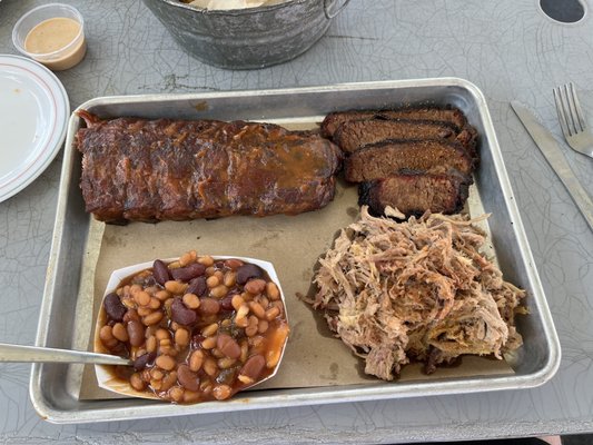 17th Street Barbecue by null