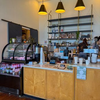 Lamppost Coffee - Ordering counter - Coffee & Tea Near Me - Hutto, Texas