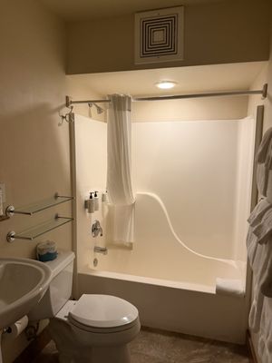 Chico Hot Springs Resort & Day Spa by null